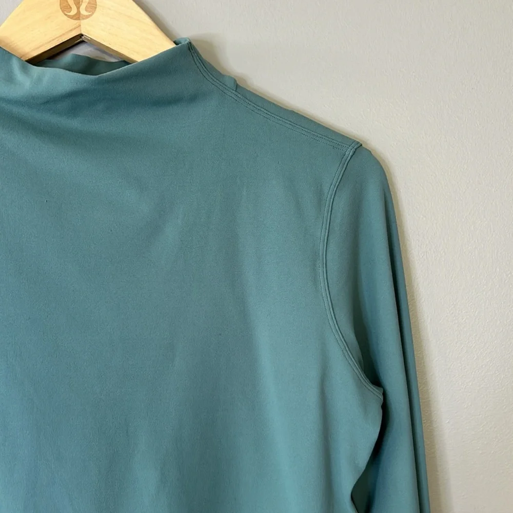 Lululemon All Aligned Mock-Neck Long-Sleeve Shirt Medium‎ Forest Green Size 10